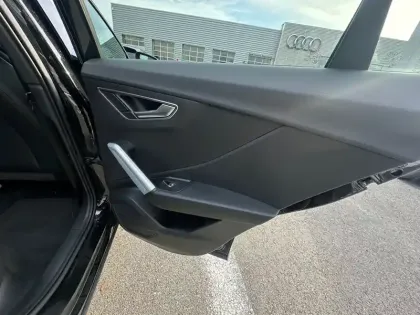 Photo 25 Audi Q2  35 TFSI 150 S tronic 7