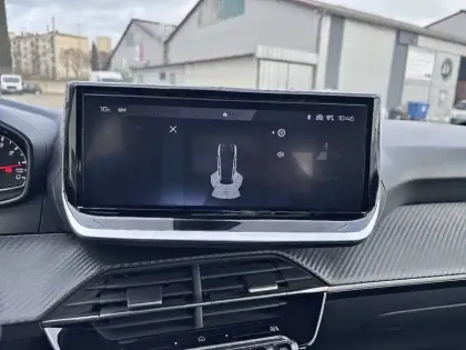 Photo 13 Peugeot 208  PureTech 100 S&S BVM6