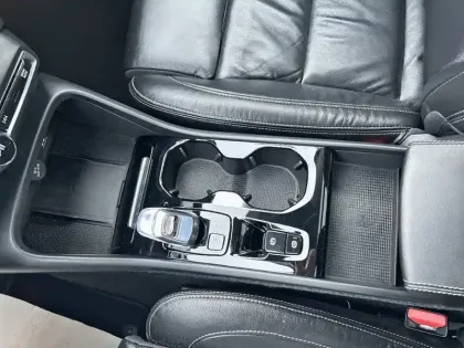 Photo 17 Volvo Xc40  T4 Recharge 129+82 ch DCT7