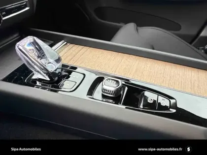 Photo 17 Volvo Xc60  T6 AWD Hybride rechargeable 253 ch+145 ch Geartronic 8
