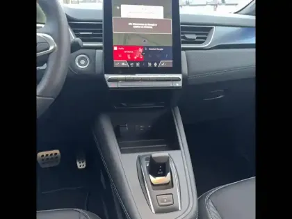 Photo 6 Renault Captur  E-Tech full hybrid 160 ch