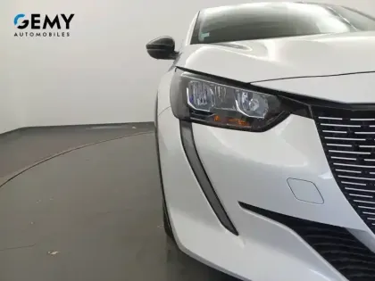 Photo 18 Peugeot 208  Electrique 50 kWh 136ch