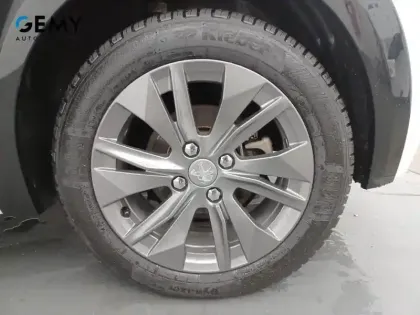 Photo 10 Peugeot 208  Electrique 50 kWh 136ch