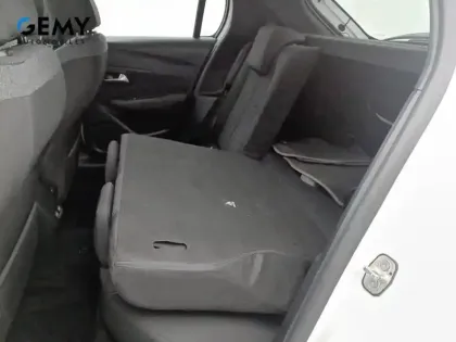 Photo 7 Peugeot 208  Electrique 50 kWh 136ch