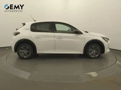 Photo 5 Peugeot 208  Electrique 50 kWh 136ch