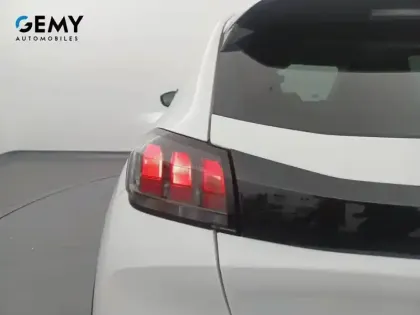 Photo 13 Peugeot 208  Electrique 50 kWh 136ch