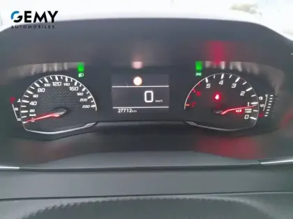 Photo 13 Peugeot 208  PureTech 100 S&S BVM6