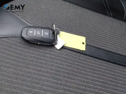 Photo 26 Peugeot 3008  Puretech 130ch S&S EAT8