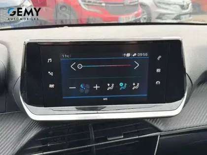 Photo 56 Peugeot 208  PureTech 75 S&S BVM5