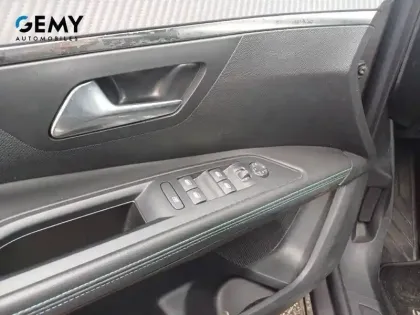 Photo 11 Peugeot 5008  BlueHDi 130ch S&S EAT8