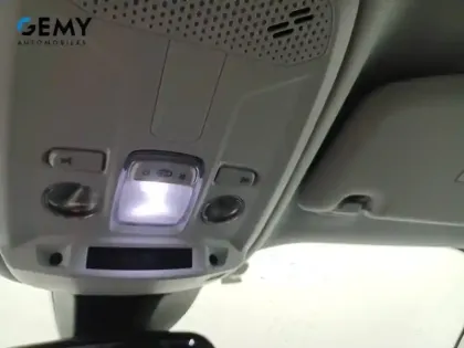 Photo 12 Peugeot 2008  PureTech 130 S&S EAT8