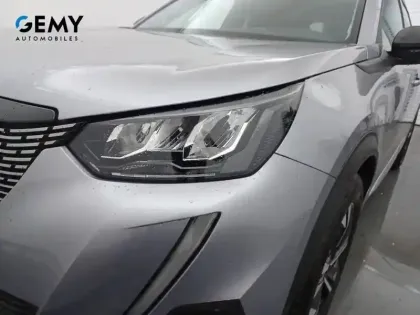 Photo 16 Peugeot 2008  PureTech 130 S&S EAT8