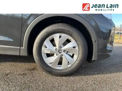 Photo 8 Volkswagen Tiguan  1.5 eTSI 130ch DSG7