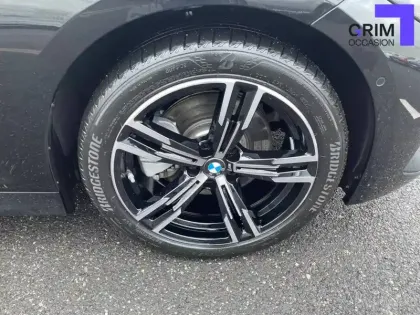 Photo 15 BMW Serie 3 Touring 330e 292 ch BVA8