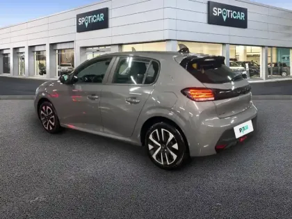 Photo 25 Peugeot 208  PureTech 100 S&S BVM6