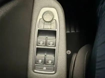 Photo 32 Mitsubishi Colt  1.0 MPI-T 91