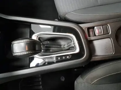 Photo 33 Renault Arkana  E-Tech 145