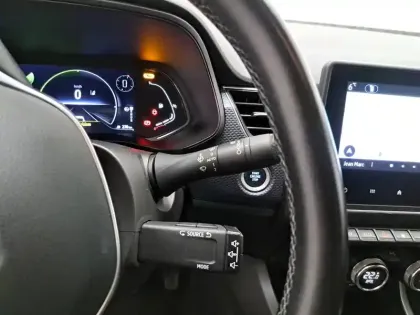 Photo 29 Renault Arkana  E-Tech 145