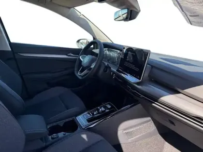 Photo 25 Volkswagen Golf  1.5 eHybrid 204 DSG6