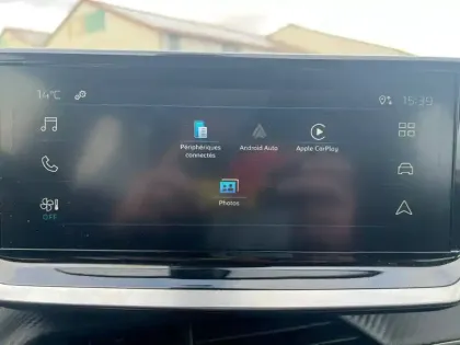 Photo 13 Peugeot 2008  PureTech 100 S&S BVM6