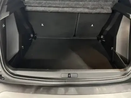 Photo 5 Peugeot 2008  PureTech 100 S&S BVM6