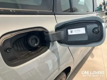 Photo 25 Volvo V60 Gén. II Ph1 NG2 Ultra Style Dark 5