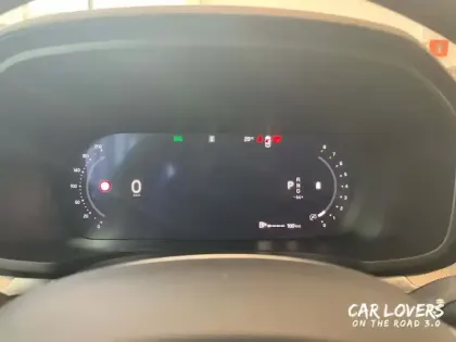 Photo 17 Volvo V60 Gén. II Ph1 NG2 Ultra Style Dark 5