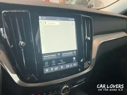 Photo 11 Volvo V60 Gén. II Ph1 NG2 Ultra Style Dark 5