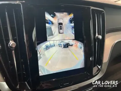 Photo 24 Volvo V60 Gén. II Ph1 NG2 Ultra Style Dark 5