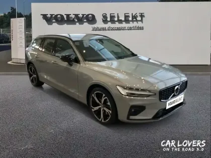 Photo 15 Volvo V60 Gén. II Ph1 NG2 Ultra Style Dark 5