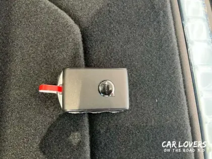 Photo 29 Volvo V60 Gén. II Ph1 NG2 Ultra Style Dark 5