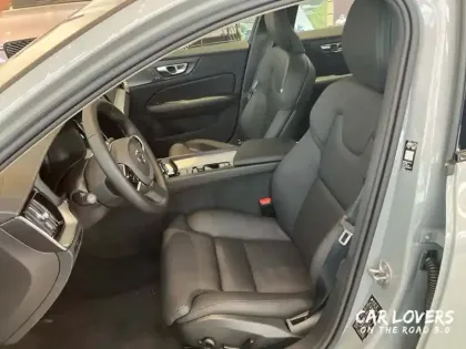 Photo 9 Volvo V60 Gén. II Ph1 NG2 Ultra Style Dark 5