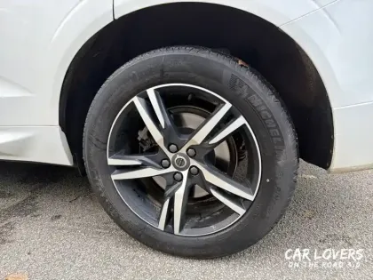 Photo 7 Volvo Xc60  T8 Recharge AWD 303 ch + 87 ch Geartronic 8