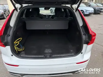 Photo 14 Volvo Xc60  T8 Recharge AWD 303 ch + 87 ch Geartronic 8