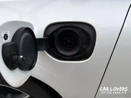 Photo 25 Volvo Xc60  T8 Recharge AWD 303 ch + 87 ch Geartronic 8