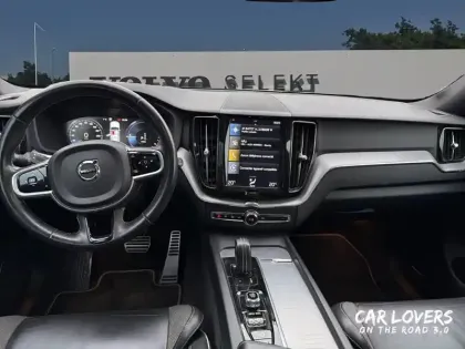 Photo 16 Volvo Xc60  T8 Recharge AWD 303 ch + 87 ch Geartronic 8