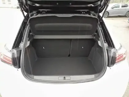 Photo 5 Peugeot 208  Hybrid 145 e-DCS6