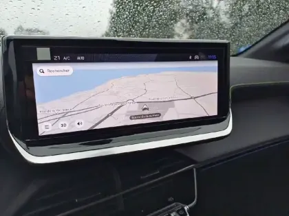 Photo 59 Peugeot 208  Hybrid 145 e-DCS6