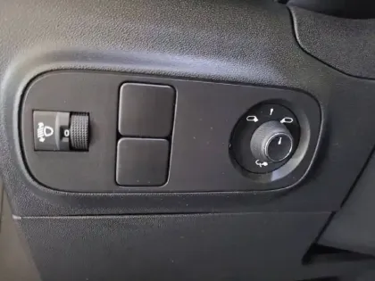 Photo 27 Citroën C3  PureTech 83 S&S BVM5