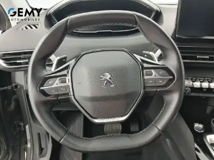 Photo 11 Peugeot 3008  Hybrid 225 e-EAT8