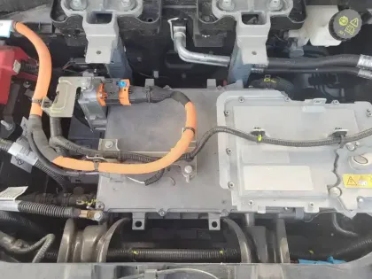 Photo 8 Renault Megane  E-Tech EV40 130ch standard charge