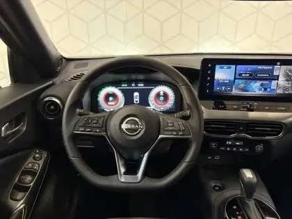 Photo 31 Nissan Juke  HYBRID 143