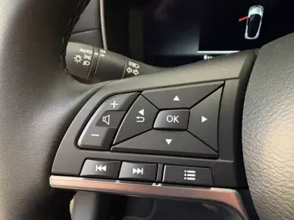 Photo 60 Nissan Juke  HYBRID 143