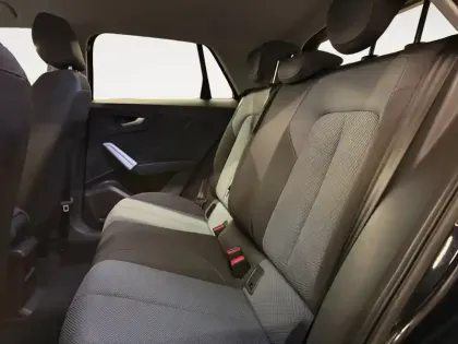 Photo 13 Audi Q2  35 TFSI COD 150 BVM6