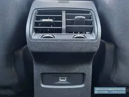 Photo 25 Citroën C4  Hybride 136 e-DCS6