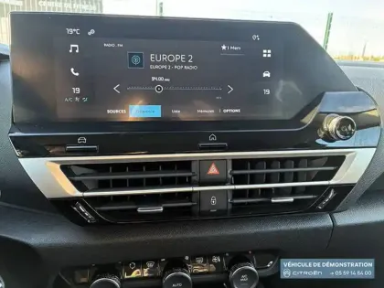 Photo 10 Citroën C4  Hybride 136 e-DCS6