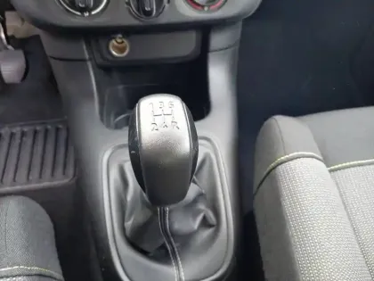 Photo 13 Citroën C3  PureTech 83 S&S BVM5