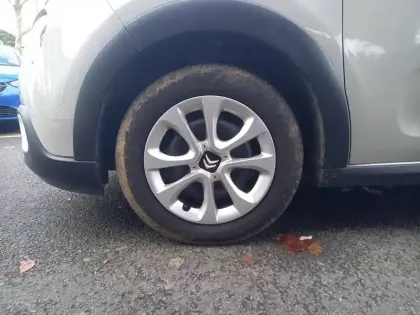 Photo 12 Citroën C3  PureTech 83 S&S BVM5