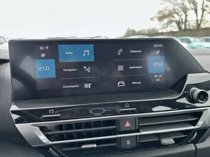 Photo 17 Citroën C4  PureTech 130 S&S BVM6