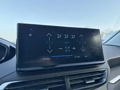 Photo 24 Peugeot 3008  BlueHDi 130ch S&S EAT8